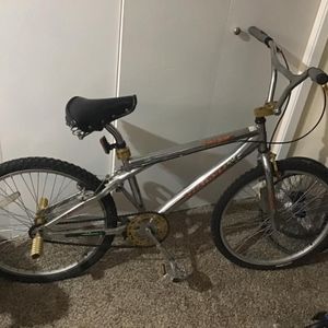 Meet your Posher, Steve